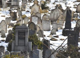 ŽIDOVSKÝ HŘBITOV V BOSKOVICÍCH