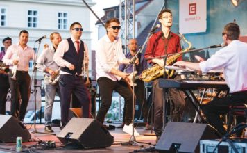 MĚLNÍK OŽÍVÁ KONCERTY, DIVADLEM I LETNÍM KINEM