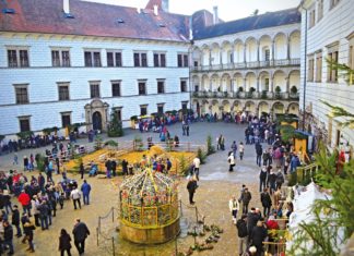 ČAS ADVENTU V JINDŘICHOVĚ HRADCI