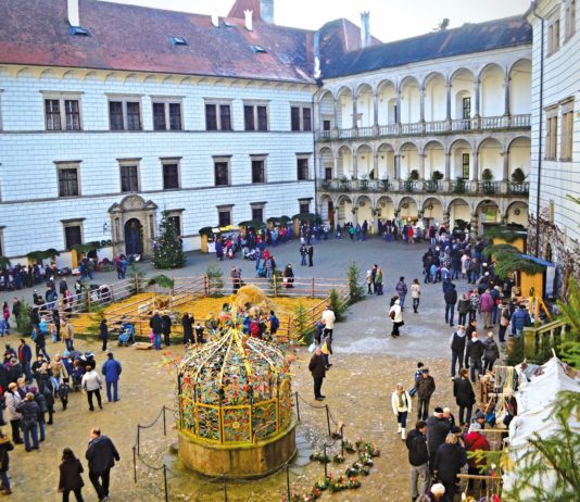 ČAS ADVENTU V JINDŘICHOVĚ HRADCI