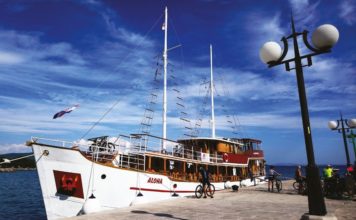 Chorvatsko jinak … na lodi a na kole nebo relax po ostrovech Dalmácie