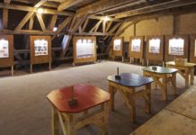 CHEBSKÝ FENOMÉN – HISTORICKÉ KROVY MĚSTSKÝCH DOMŮ ZE 14.–20. STOLETÍ