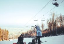 První domácí lyžování čeká na Monínci