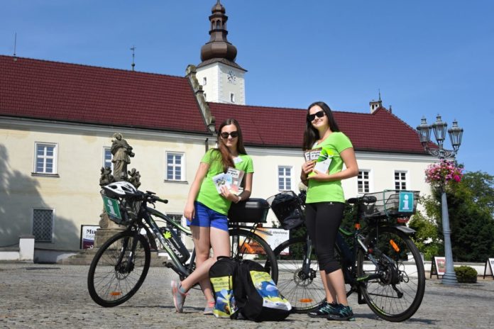 mobilní informátoři radí turistům přímo v terénu - www.ticfm.cz