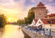 České Budějovice po souši i po vodě