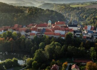 Starobylé město Úštěk