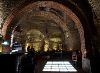 Strahovská knihovna i klášterní restaurace s věhlasnou historií