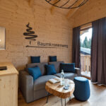 Waldblick Wohnzimmer 2